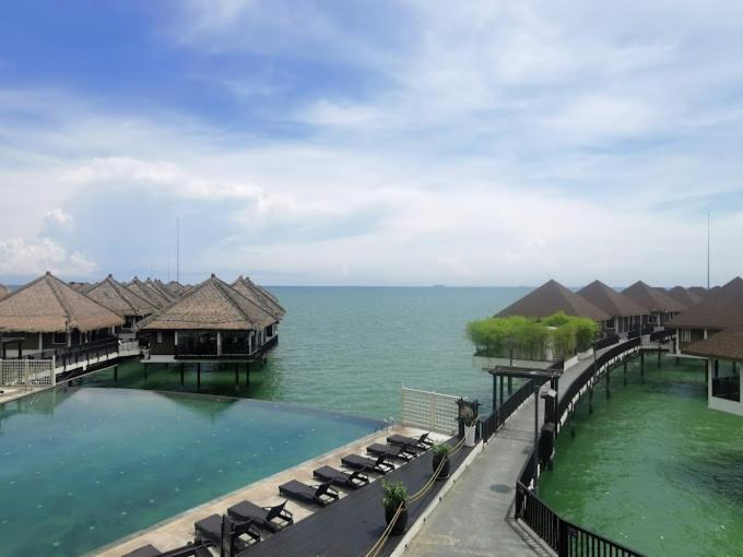 Ark Goldcoast Resort Sepang Exterior photo